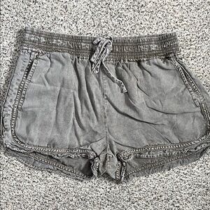 Thread & Supply  Shorts